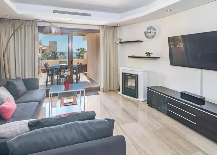 Bahia De La Plata Apartamento Estepona